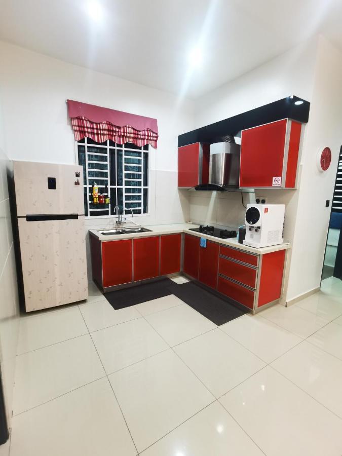 Bandar Melaka Family Bungalow Private Pool Bbq Wifi Netflix Malacca Exterior foto