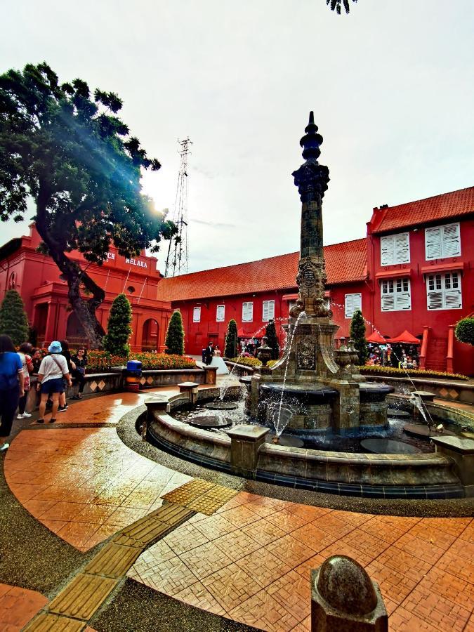 Bandar Melaka Family Bungalow Private Pool Bbq Wifi Netflix Malacca Exterior foto